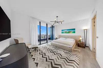1000 Brickell Plz #PH6002, Miami, FL 33131 - Photo 35