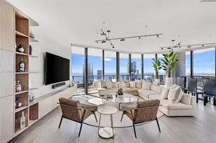 1000 Brickell Plaza, Miami, FL 33131 - Photo 3