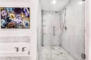 244 Biscayne Blvd, Miami, FL 33132 - Photo 25