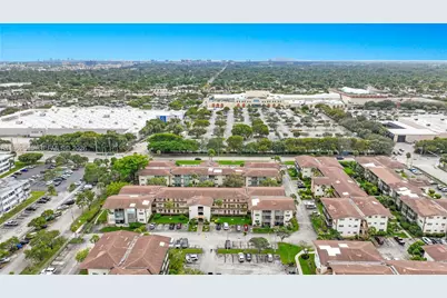16750 NE 14th Ave #308, Miami, FL 33162 - Photo 25