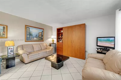16750 NE 14th Ave #308, Miami, FL 33162 - Photo 3