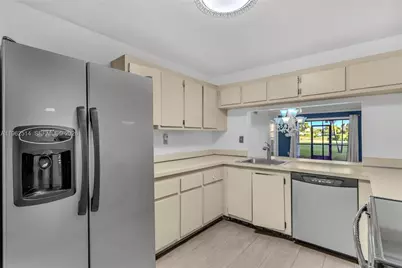 2606 NW 104th Ave #105, Sunrise, FL 33322 - Photo 9