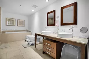 465 Brickell Ave, Miami, FL 33131 - Photo 17