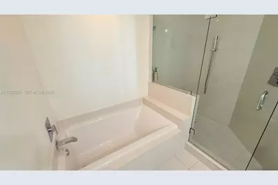 1100 S Miami Ave #1710, Miami, FL 33130 - Photo 27