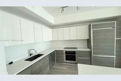 1100 S Miami Ave #1710, Miami, FL 33130 - Photo 3