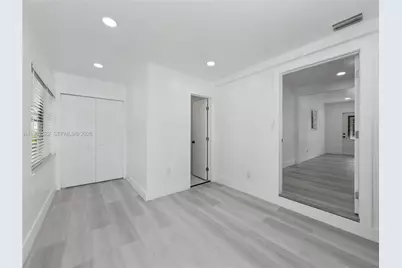 15694 NE 10th Ct, North Miami Beach, FL 33162 - Photo 19