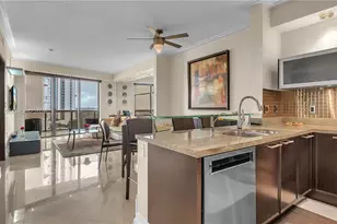 16275 Collins Ave, Sunny Isles Beach, FL 33160 - Photo 11