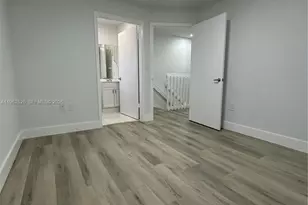 8079 NW 8th St, Miami, FL 33126 - Photo 9