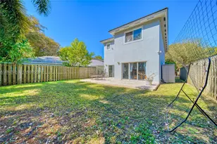 3228 SE 3rd Dr, Homestead, FL 33033 - Photo 11