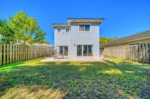 3228 SE 3rd Dr, Homestead, FL 33033 - Photo 11