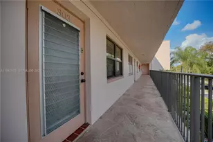 2901 N Nob Hill Rd, Sunrise, FL 33322 - Photo 5