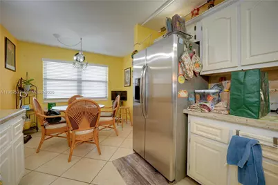 2901 N Nob Hill Rd #303, Sunrise, FL 33322 - Photo 3