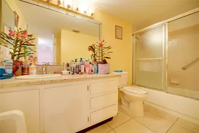 2901 N Nob Hill Rd #303, Sunrise, FL 33322 - Photo 17