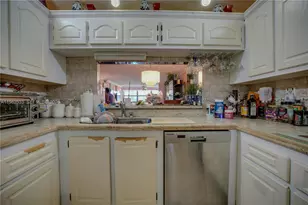 2901 N Nob Hill Rd, Sunrise, FL 33322 - Photo 7