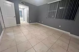 2641 N Flamingo Rd, Sunrise, FL 33323 - Photo 11