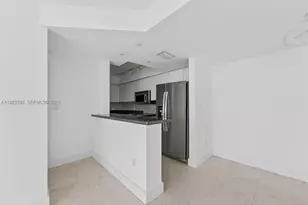 800 Claughton Island Dr, Miami, FL 33131 - Photo 11