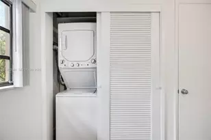 50 Park Dr, Bal Harbour, FL 33154 - Photo 15