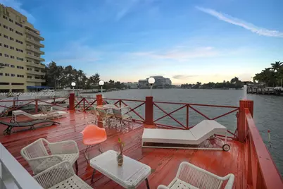 4740 Pine Tree Dr #28, Miami Beach, FL 33140 - Photo 11