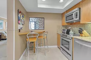 20225 NE 34th Ct, Aventura, FL 33180 - Photo 13