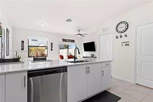 11438 W 34th Ct, Hialeah, FL 33018 - Photo 7