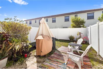 11438 W 34th Ct, Hialeah, FL 33018 - Photo 17
