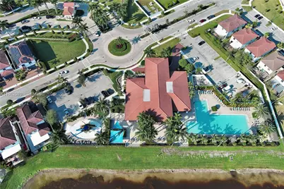 11438 W 34th Ct, Hialeah, FL 33018 - Photo 41