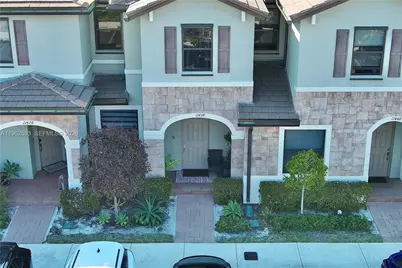 11438 W 34th Ct, Hialeah, FL 33018 - Photo 1