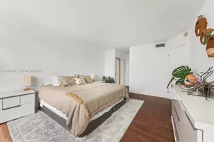 2801 NE 183rd St, Aventura, FL 33160 - Photo 9