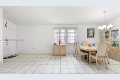 7568 W 4th Ct, Hialeah, FL 33014 - Photo 7