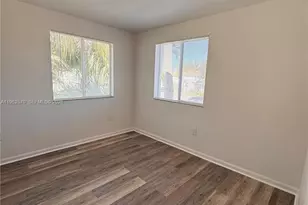 2732 SE 15th Pl, Homestead, FL 33035 - Photo 11