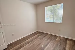 2732 SE 15th Pl, Homestead, FL 33035 - Photo 13