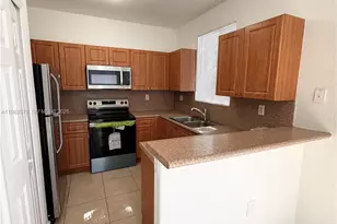 2732 SE 15th Pl, Homestead, FL 33035 - Photo 9