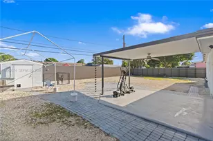 2441 NW 181st Terrace, Miami Gardens, FL 33056 - Photo 21