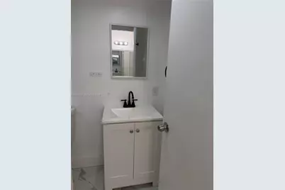 6190 W 19th Ave #303, Hialeah, FL 33012 - Photo 29
