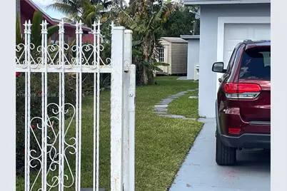 4851 NW 192nd St #1, Miami Gardens, FL 33055 - Photo 15