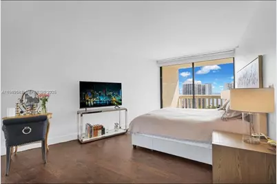 1000 W Island Blvd #2508, Aventura, FL 33160 - Photo 13