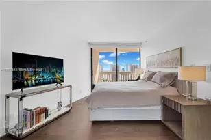 1000 W Island Blvd, Aventura, FL 33160 - Photo 19