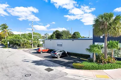4797 SW 8th St, Miami, FL 33134 - Photo 11