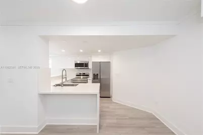 230 Sunrise Dr #1, Key Biscayne, FL 33149 - Photo 7