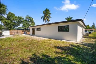451 SW 38th Ter, Fort Lauderdale, FL 33312 - Photo 31