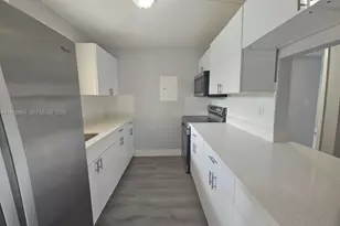 177 Lakeview Dr, Weston, FL 33326 - Photo 19