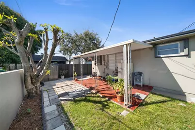 1168 W 24th St, Hialeah, FL 33010 - Photo 15