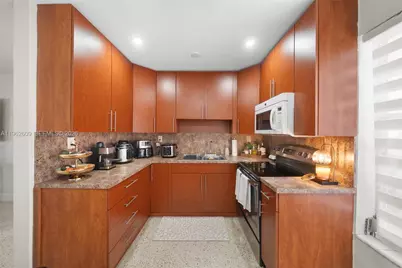 1168 W 24th St, Hialeah, FL 33010 - Photo 7