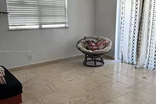 915 Jefferson Ave, Miami Beach, FL 33139 - Photo 3