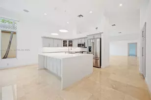 2497 Bay Isle Dr, Weston, FL 33327 - Photo 13