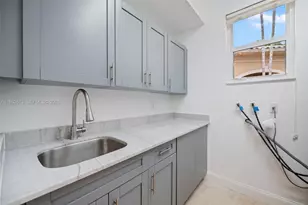 2497 Bay Isle Dr, Weston, FL 33327 - Photo 35