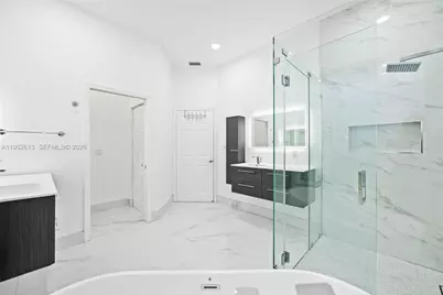 2497 Bay Isle Dr, Weston, FL 33327 - Photo 21