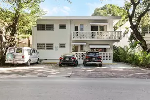 835 Meridian Ave, Miami Beach, FL 33139 - Photo 1