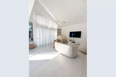 3340 SW 50th St, Hollywood, FL 33312 - Photo 11