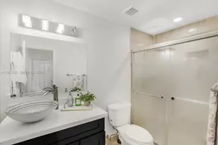 1820 Vista Way, Margate, FL 33063 - Photo 13